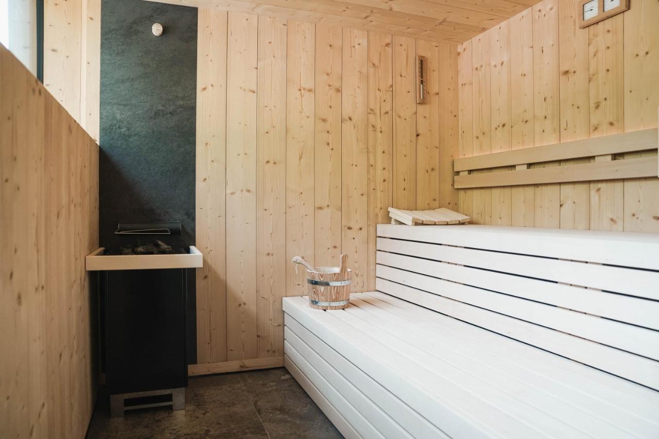 Guesthouse Karnatsch Partschins Exteriör bild
