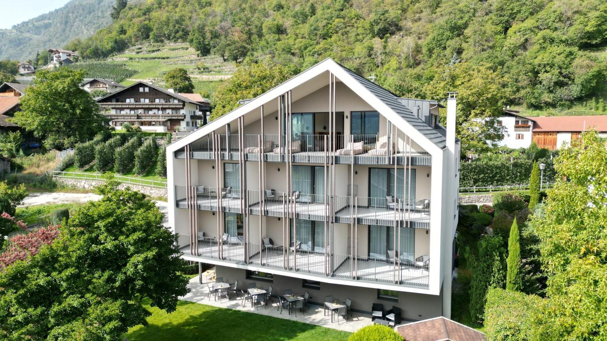 Guesthouse Karnatsch Partschins Exteriör bild